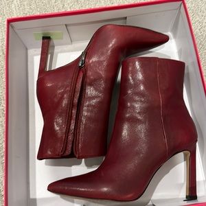 Vince Camuto- Burgundy Leather Booties